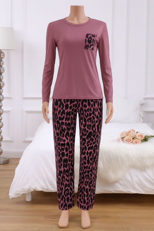 بيجامة ليوبارد